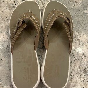 Clarks Tan Sandals